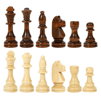 pièces du jeu d'échecs en bois massif